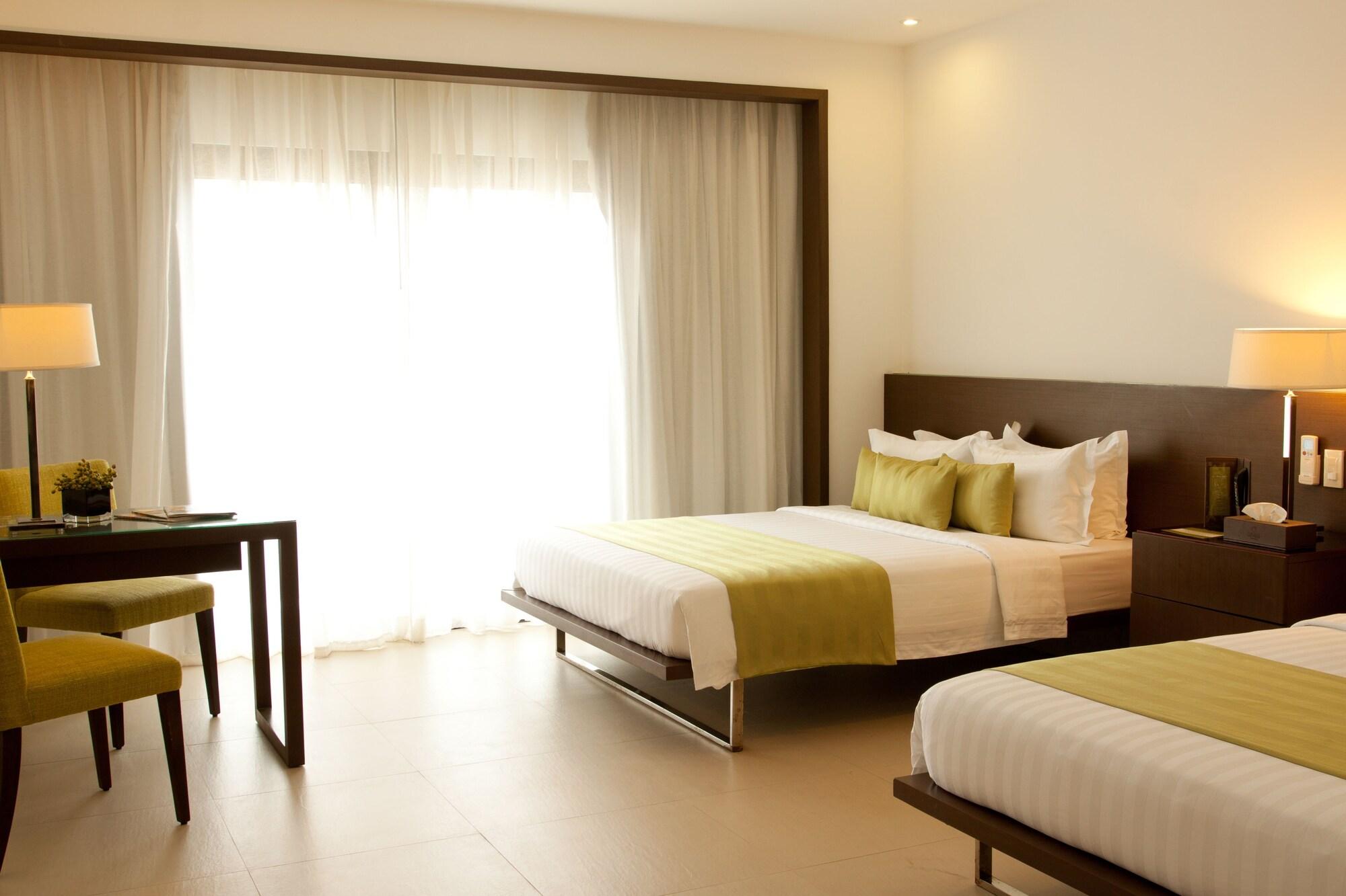 Ciriaco Hotel And Resort Calbayog Eksteriør bilde